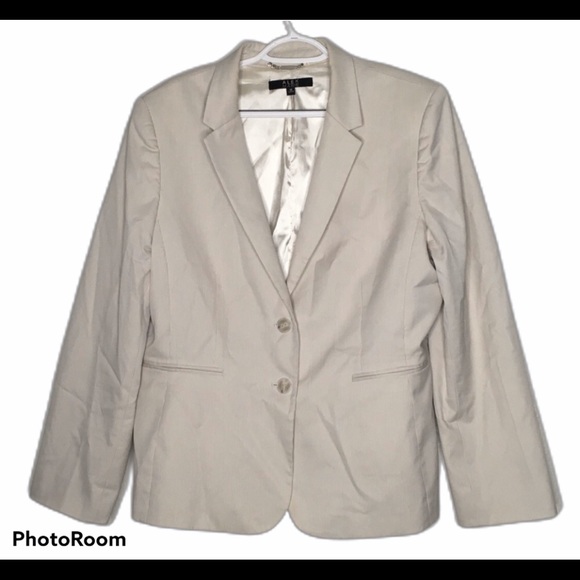 Alex Marie Jackets & Blazers - EUC Alex Marie Blazer
